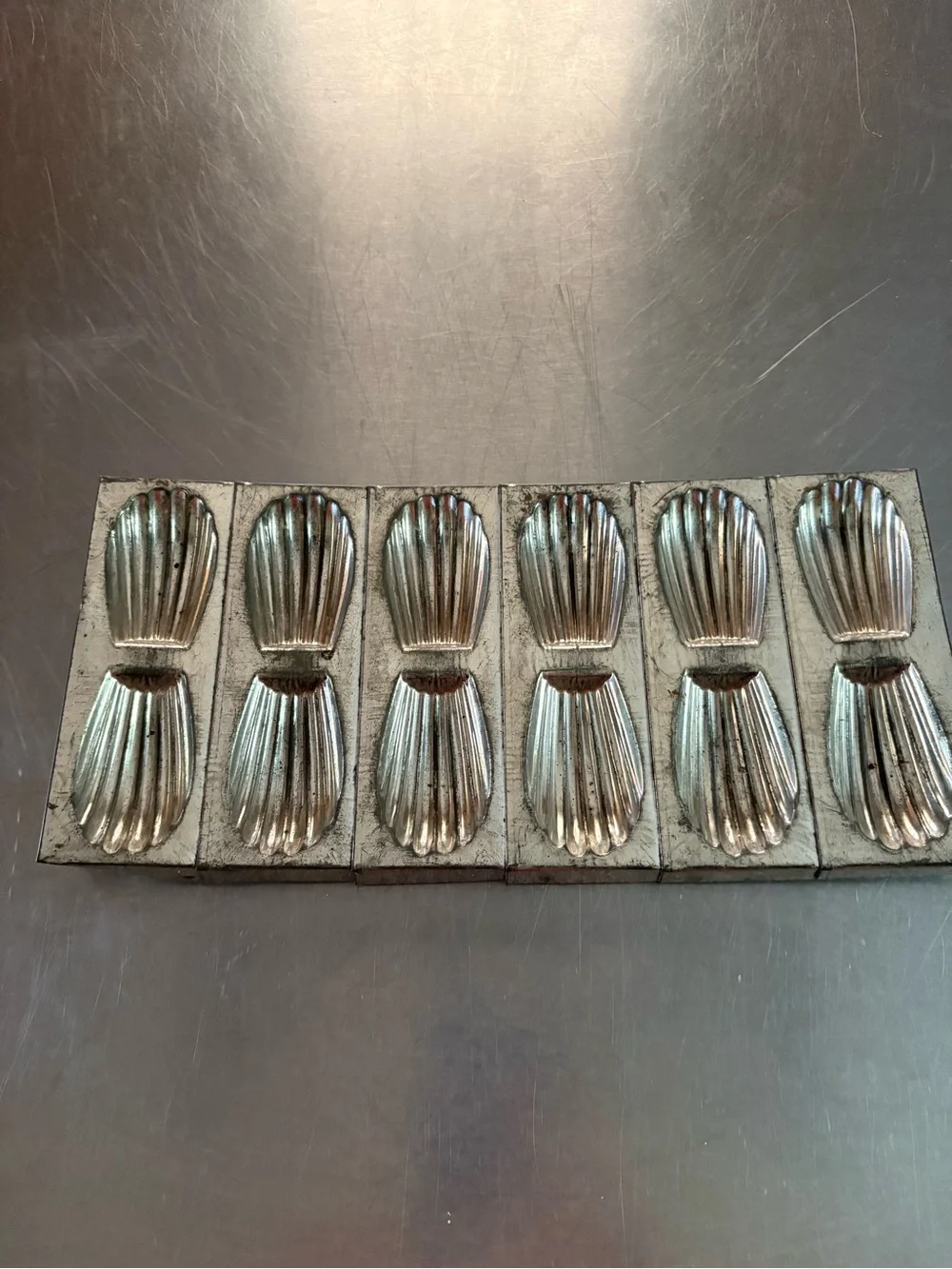 Antique Cast Metal Madeleine Baking Mold - Silver Tone
